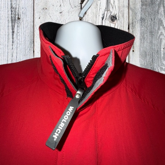 Woolrich Red & Gray Full-Zip Outdoor Jacket | Men's Size - Medium - Picture 8 of 10